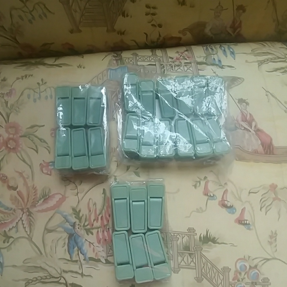 24 Joy Mangano Pants Clips